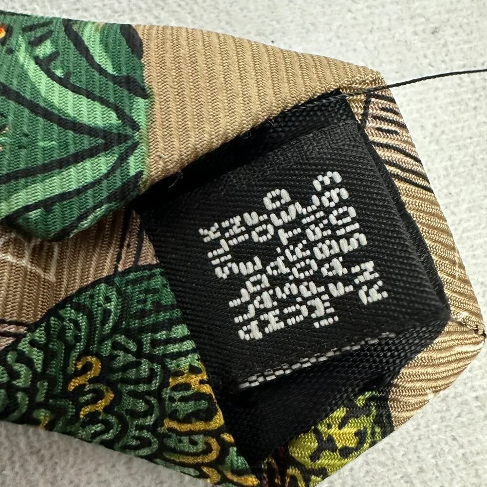American Lifestyle Mens Tropical Parrot Tiki Bar Beach Theme Necktie Silk Blend